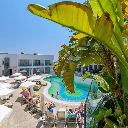 Hotel Tasia Maris Oasis 3*