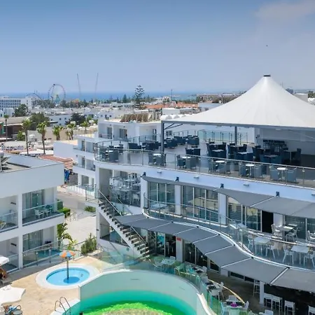 Tasia Maris Oasis 3*