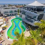 Tasia Maris Oasis 3*
