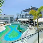Tasia Maris Oasis