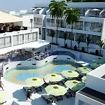 Tasia Maris Oasis Otel
