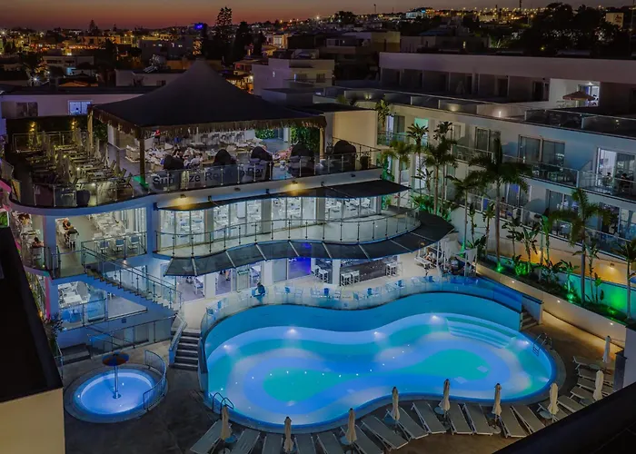 Tasia Maris Oasis 3* Ayia Napa