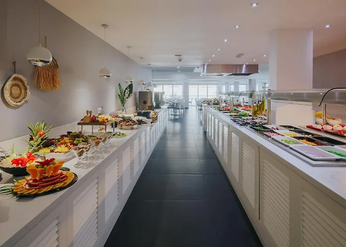 Tasia Maris Oasis Hotel 3*