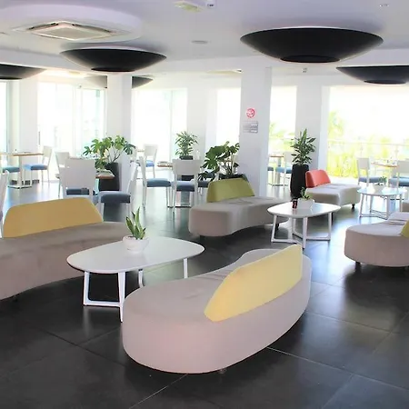 Tasia Maris Oasis 3* איה נאפה