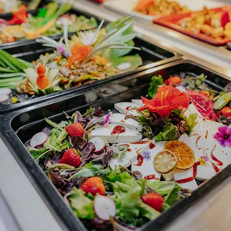 Tasia Maris Oasis Agia Napa