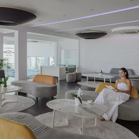 Tasia Maris Oasis Otel