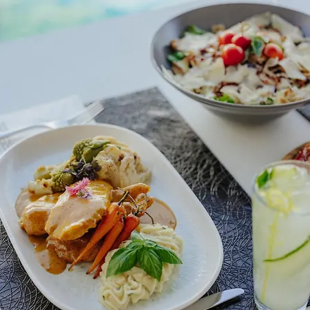 Tasia Maris Oasis Otel Aya Napa