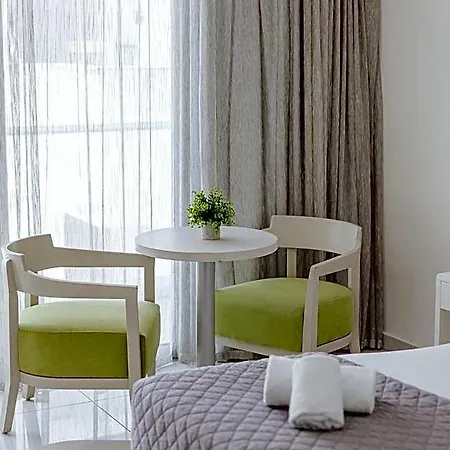 Tasia Maris Oasis 3* Agia Napa