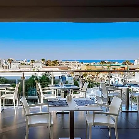 Tasia Maris Oasis 3*