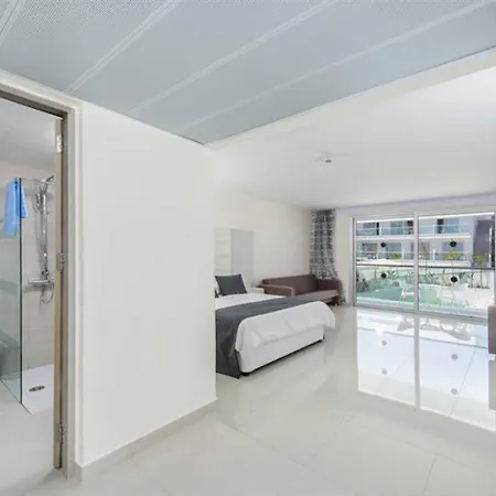 Otel Tasia Maris Oasis Aya Napa