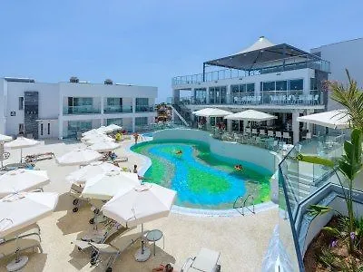 塔西亚马里斯奥阿希思酒店 3* 圣纳帕