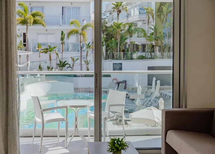 Tasia Maris Oasis Hotell Ayia Napa