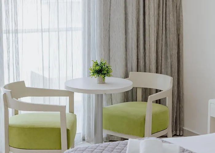 Tasia Maris Oasis Hotell Ayia Napa