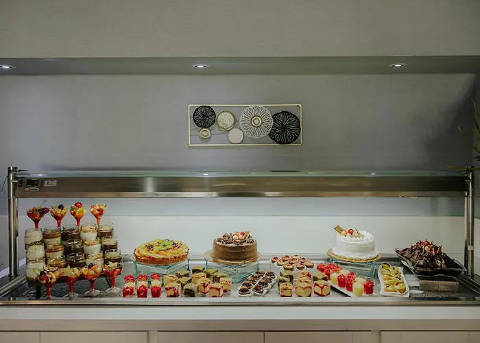 Tasia Maris Oasis Ayía Nápa