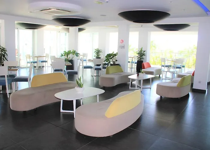 Tasia Maris Oasis 3* Ayia Napa