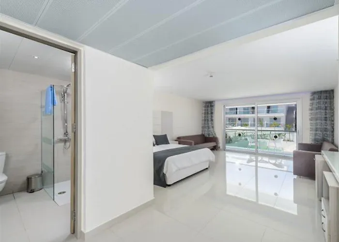 Hotel Tasia Maris Oasis Ayia Napa